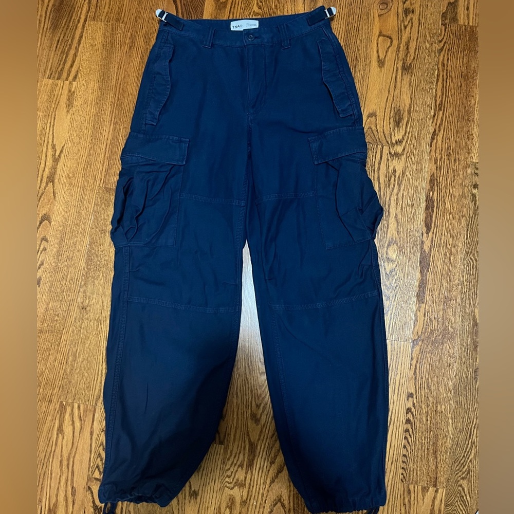 Aritzia TNA supply cargo